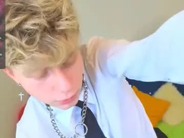 Freechat landel_boy on Chaturbate