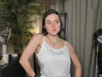 laura_mutti — goal: Lift up top to show my bra?    ^^ hi all! my name is Samantha! #new #teen #skinny #cute #beauty  [250 tokens remaining]