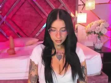 Leiawong from Chaturbate