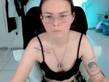 Private lexalove_doll on Chaturbate
