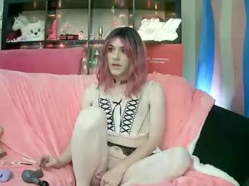 Lillyvtrap from Chaturbate