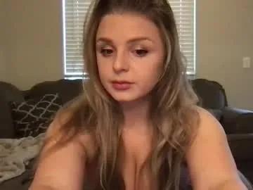 littlebearae on Chaturbate