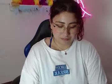 littlee_red — GOAL: Handbra [20 tokens remaining] Red days, be nice to me Follow me #new #skinny #young #18 #latina