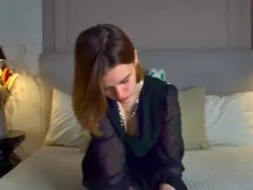 Freechat lorapuffs on Chaturbate