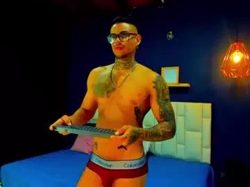 Freechat luigi1_ on Chaturbate