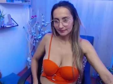 macarena_rey from Chaturbate