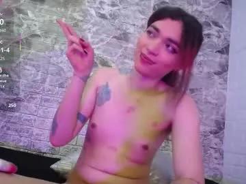 Freechat maevekuro on Chaturbate