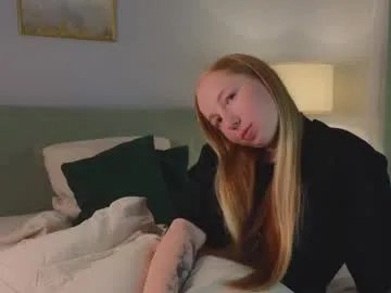 Freechat marylouiselidbom on Chaturbate