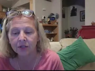 Freechat matureluvin on Chaturbate