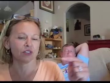 Freechat matureluvin on Chaturbate