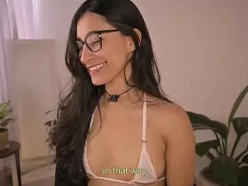 Freechat mavii__ on Chaturbate