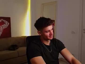 Freechat maxkaiden on Chaturbate
