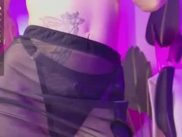 Freechat mayasnoww on Chaturbate