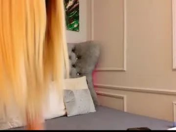 Freechat meganxdesire on Chaturbate