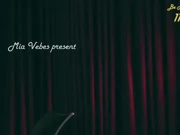 Freechat mia_vebes on Chaturbate