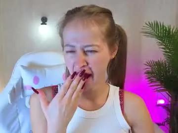 Freechat milfcruze on Chaturbate