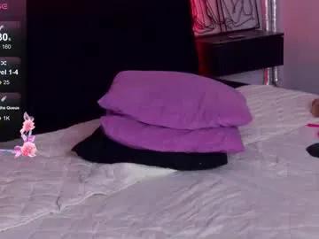 Freechat milla_cali on Chaturbate