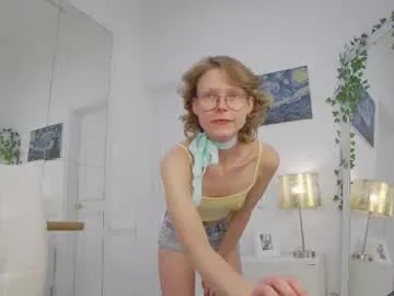 Freechat mira_marni on Chaturbate