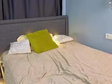 mireillelablue — Hello Im Lina, Im 18yoGOAL:lick and bite lips #shy #new #bigass #bigboobs #18 [4 tokens remaining]