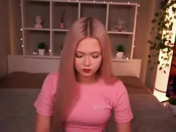 mirianscorgie — GOAL: Squeeze me under your clothes [134 tokens remaining] Welcome to my room! #petite #blonde #shy #cute #18