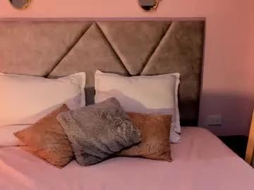 Freechat missbombom on Chaturbate