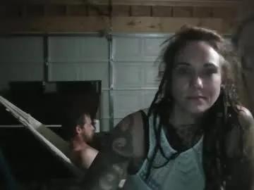 Freechat misshoneybadger333 on Chaturbate
