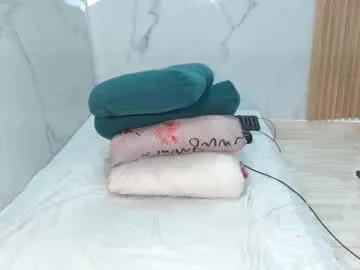 mollyguns from Chaturbate is Freechat