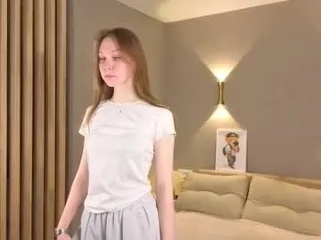 Freechat monicabiluci on Chaturbate