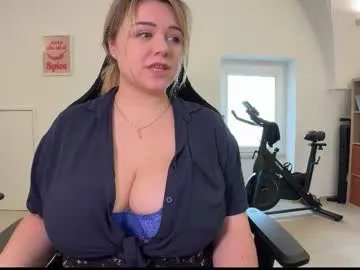 Freechat nadya_land on Chaturbate