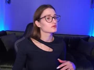 Freechat naughtynursevibe on Chaturbate