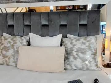 Freechat naylagrey on Chaturbate