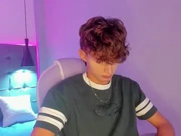 Freechat nicolasferrer18 on Chaturbate