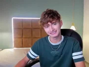 Freechat nicolasferrer18 on Chaturbate