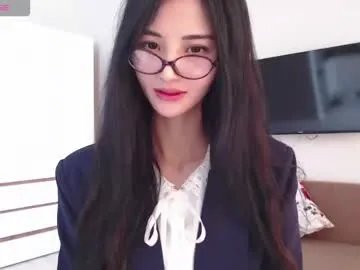 Freechat niufrommacau on Chaturbate