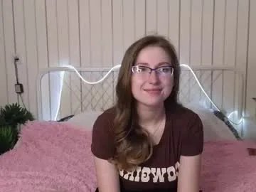 Private oliviavele on Chaturbate