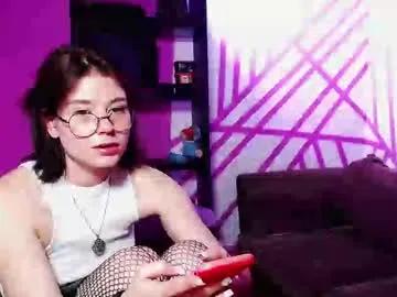 Freechat oltaroom on Chaturbate