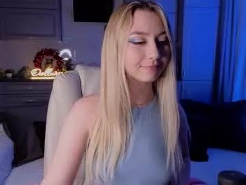 Freechat owlluree on Chaturbate