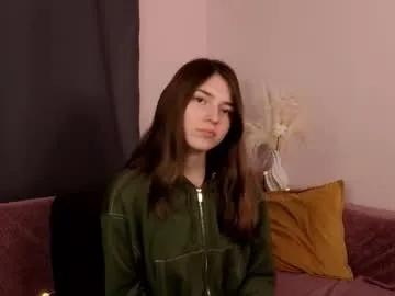 pamilarakestraw — hello cb  im daniella ^^ goal : two ponytails hairstyle in 10 minutes   #shy #brunette #feet #young #tongue [523 tokens remaining]