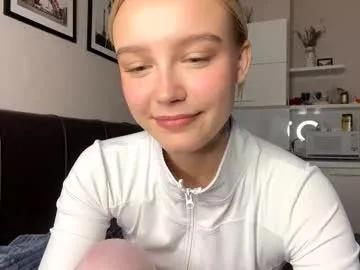 Freechat paztumminello on Chaturbate