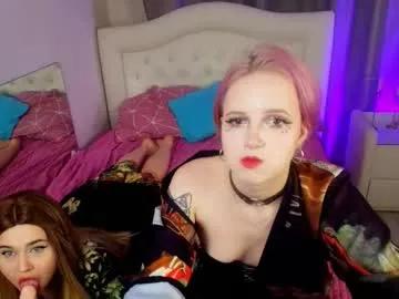 pink_pantsu — goal:friendly hugs im Luna #new girl, im #18 y.o #bigass #goth  #couple [33 tokens remaining]