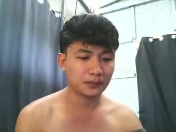 Freechat pinoy_petitehugecock on Chaturbate