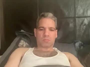 Freechat ponchynyc on Chaturbate