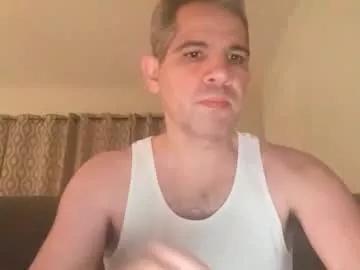 Freechat ponchynyc on Chaturbate