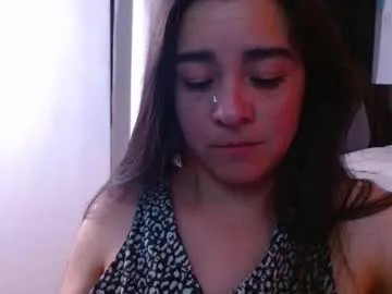 Freechat porcelainlux on Chaturbate