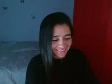 Freechat porcelainlux on Chaturbate