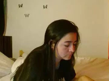 Freechat porcelainlux on Chaturbate