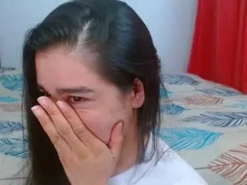 Freechat porcelainlux on Chaturbate