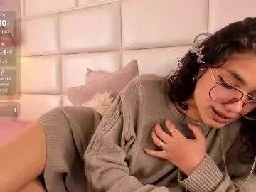 Freechat puffy_hearth on Chaturbate