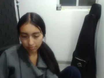 Freechat queenbyte_18 on Chaturbate
