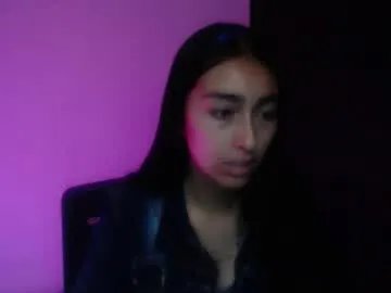 Freechat queenbyte_18 on Chaturbate